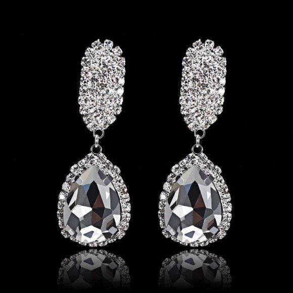 Earrings - Picture 3 of 3